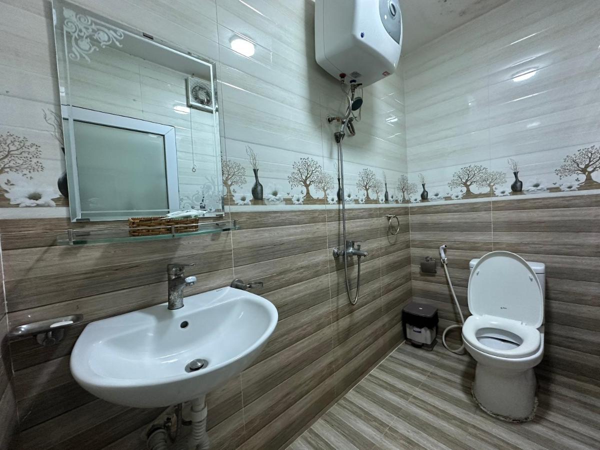Oyo 1203 Da Lat Pho Hotel Екстер'єр фото